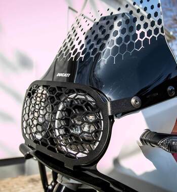 Protector de faro Outback Motortek para Ducati Desert X
